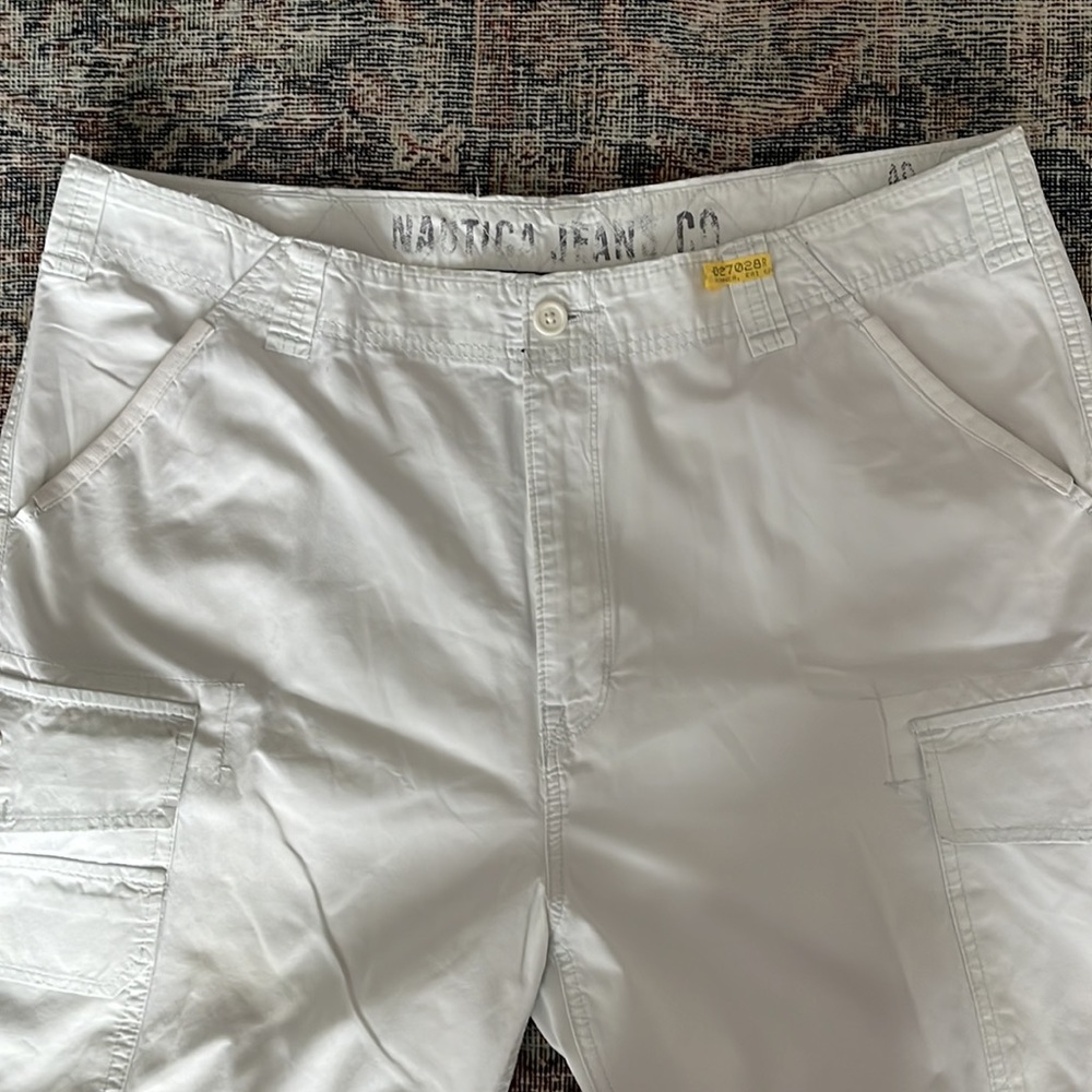 Short - Picture 4 of 4